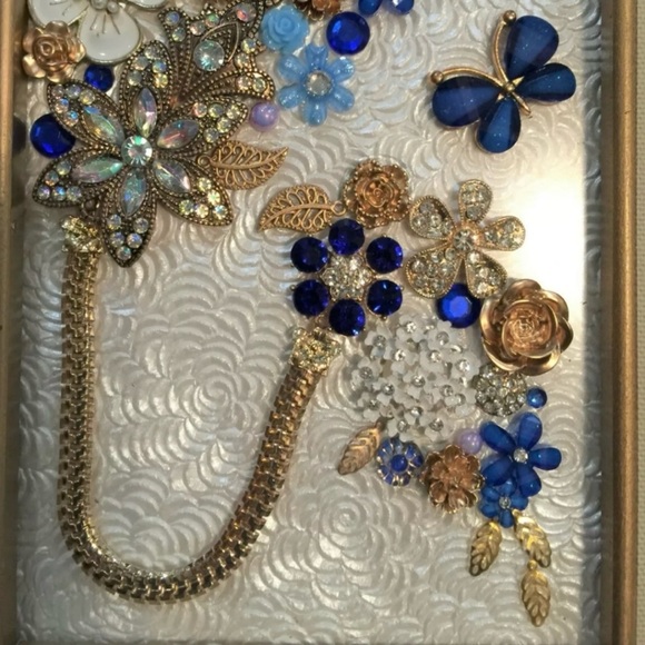 Framed Costume Jewelry Artwork - Picture 6 of 8